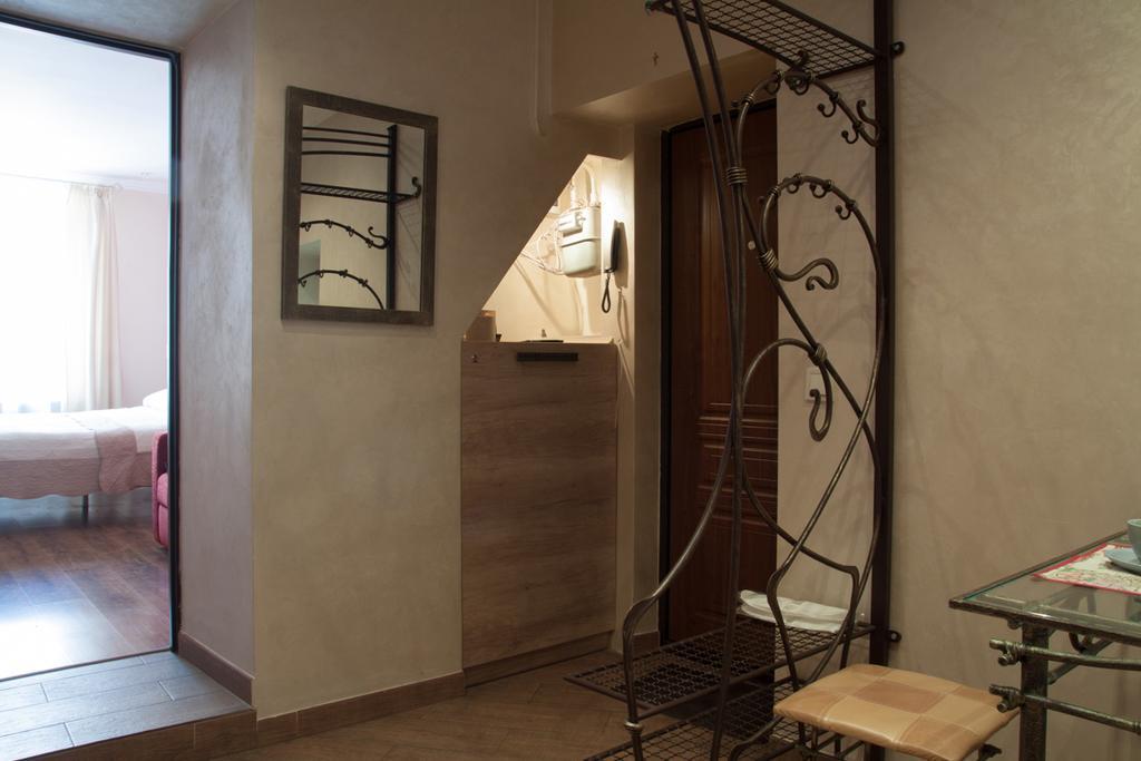 Apartment Roksolana 2 Lviv Kültér fotó